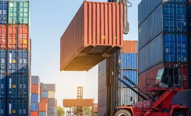 Rolling Cargo about image